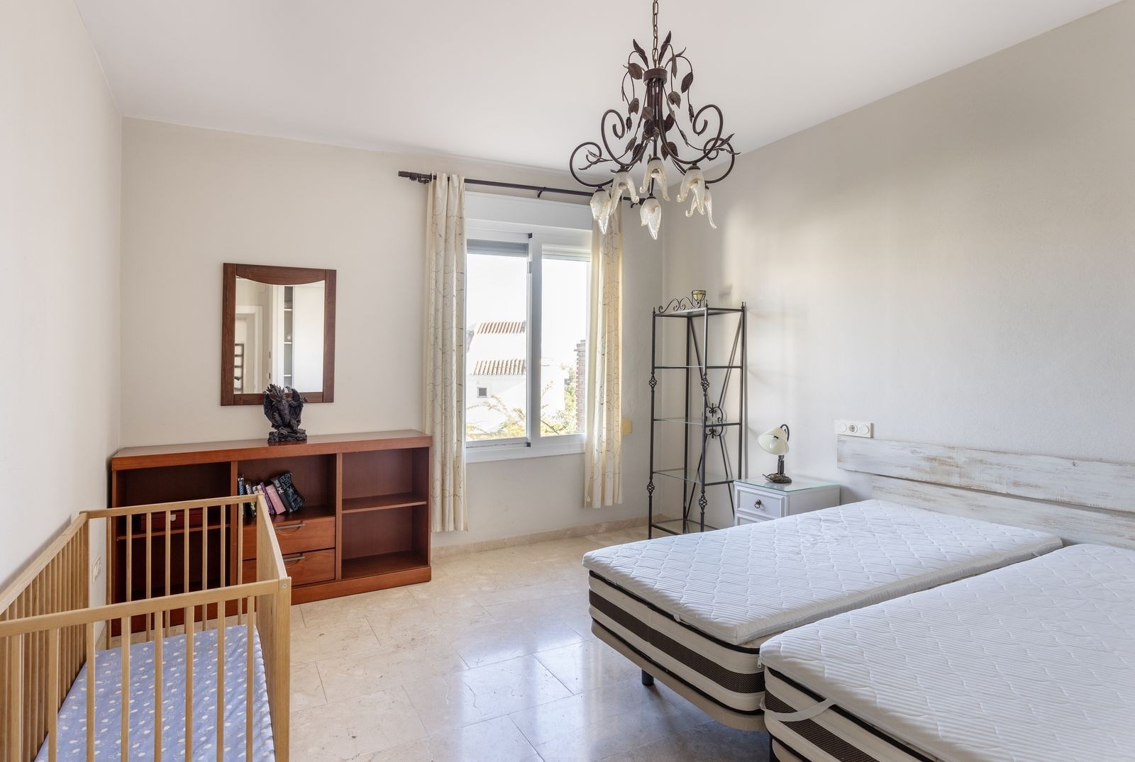 Продаж будинку (Casa) Міхас, Малага