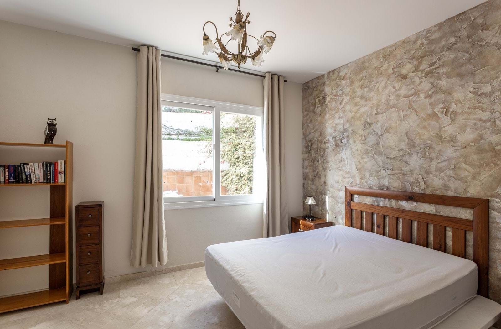 Продаж будинку (Casa) Міхас, Малага