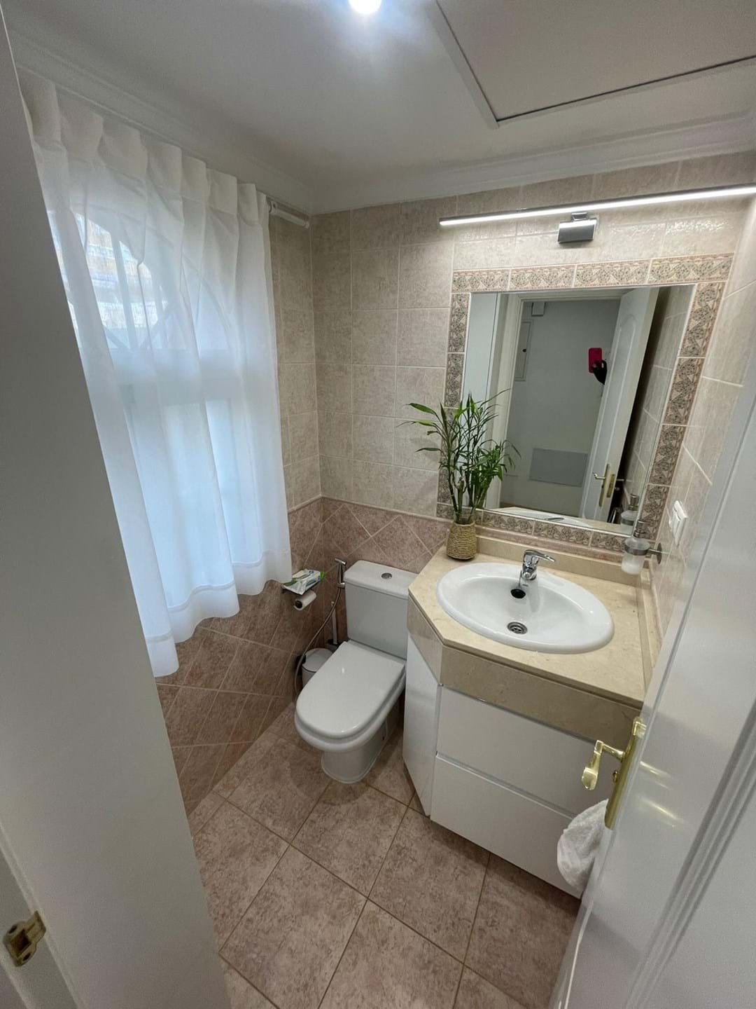 Продається сучасний таунхаус, Марбелья, Малага