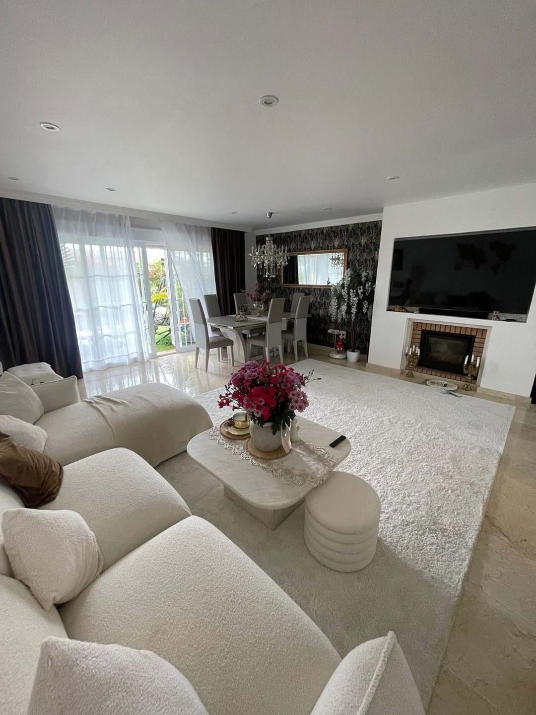 Продається сучасний таунхаус, Марбелья, Малага