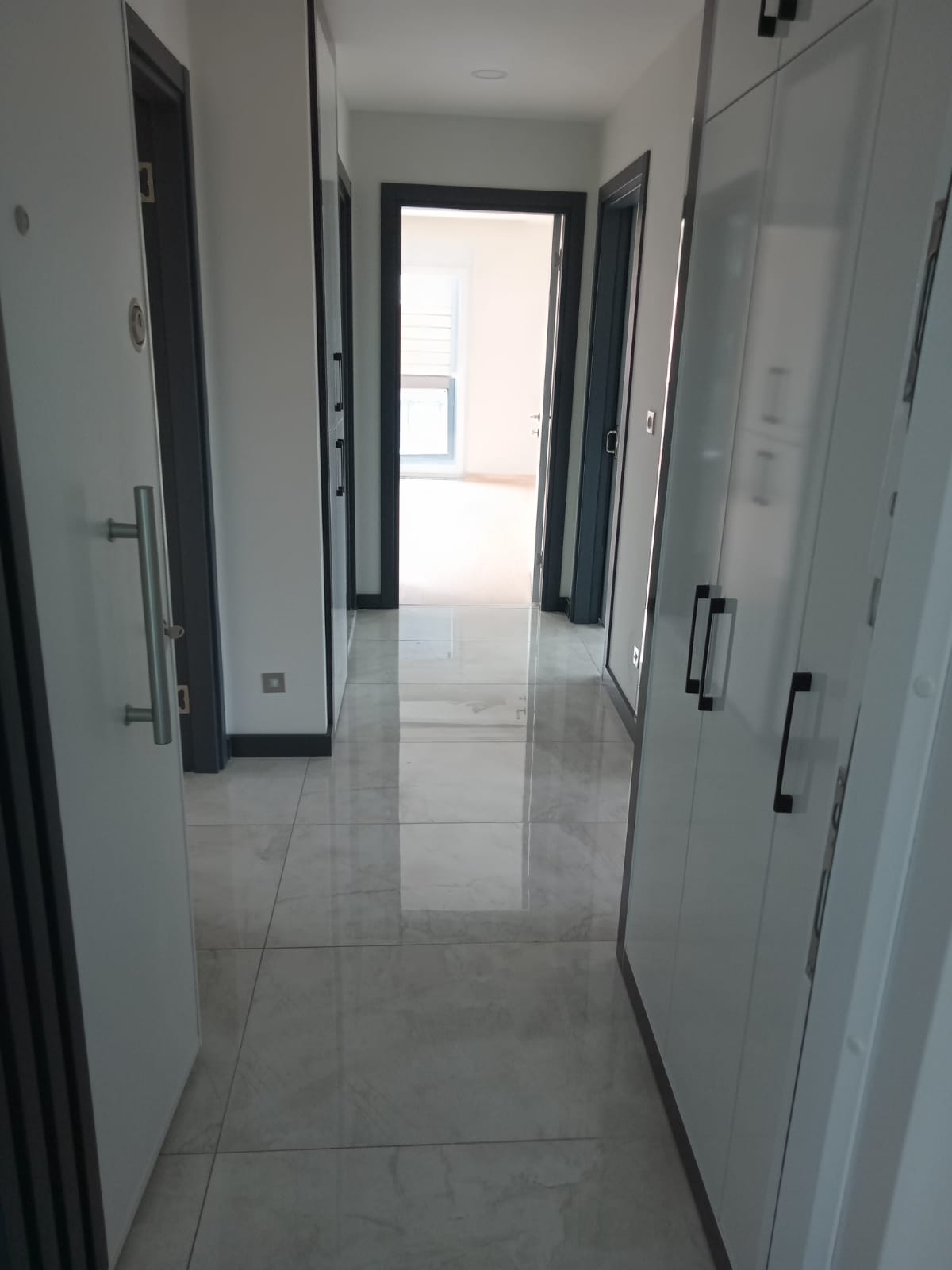 Продаж квартири в новому будинку в місті Анталія