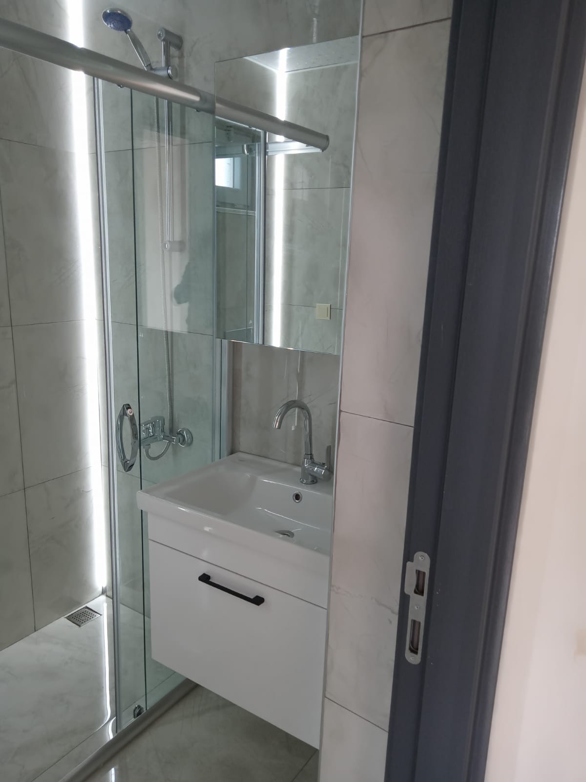 Продаж квартири в новому будинку в місті Анталія