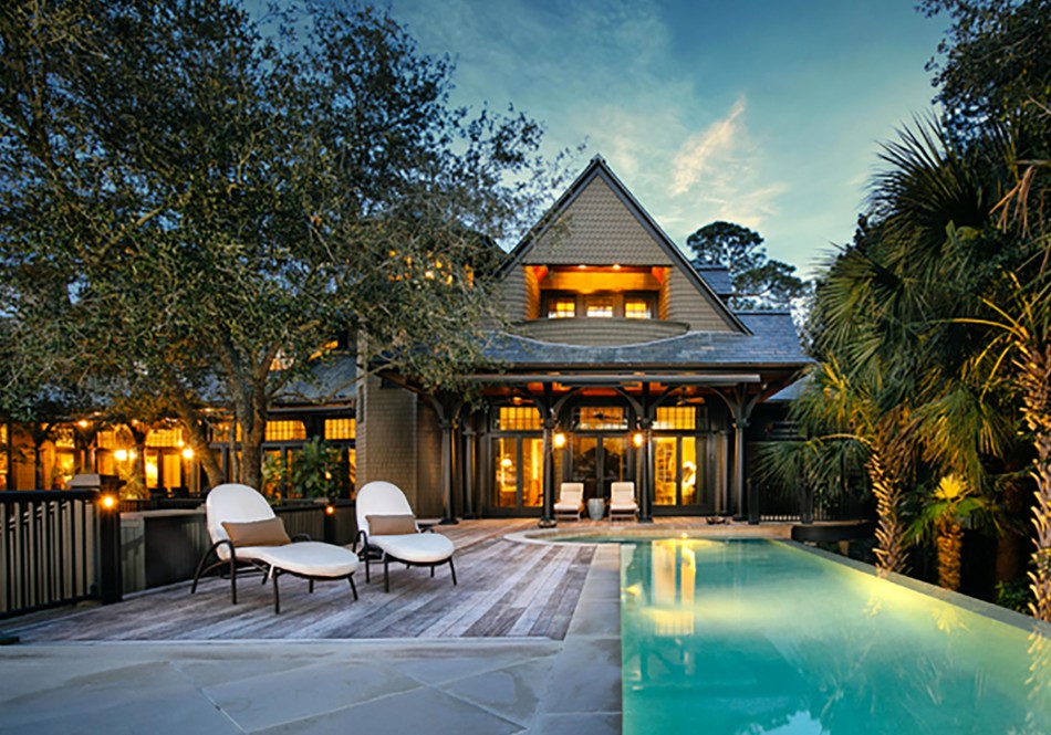 Про компанію